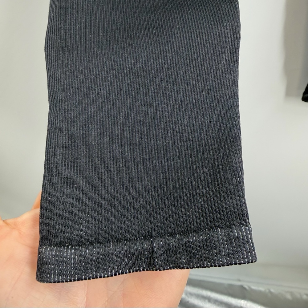 Thirdlove Flex Seamless Compression Leggings size… - image 5